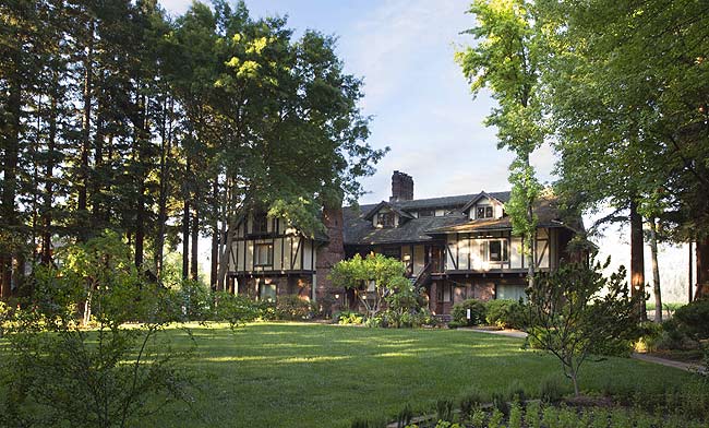 Harvest Inn St Helena