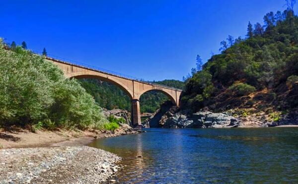 Auburn Hiking: Black Hole of Calcutta Falls offers stroller-friendly